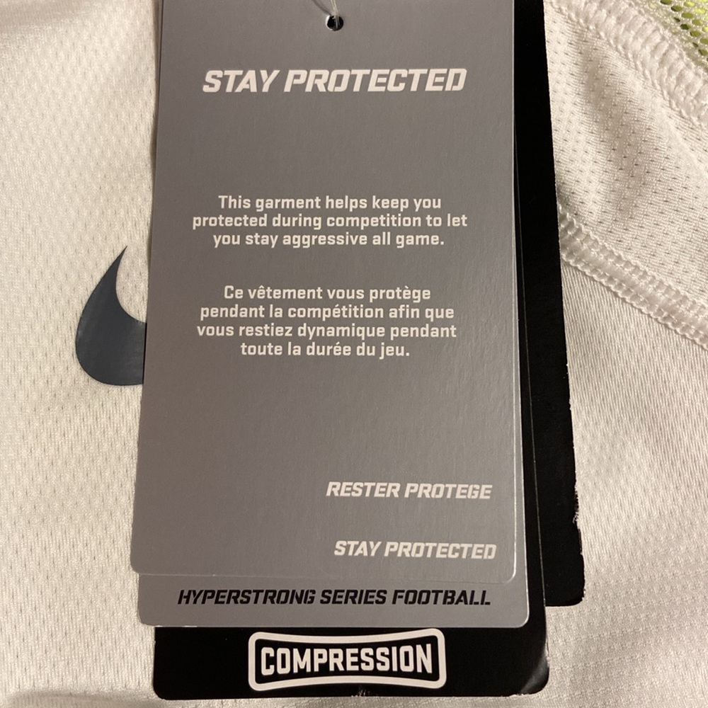 NWT NIKE Pro Combat Hyperstrong Football Base Layer - Picture 13 of 16